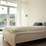 Regina Serafina Villa Baltjik