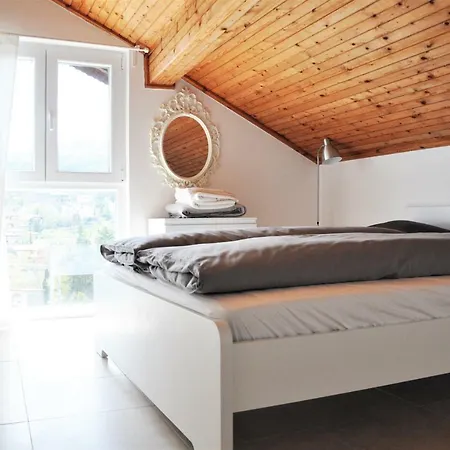 Regina Serafina Βίλα